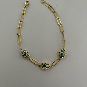 14k yellow gold hamsa hand Paperclip Bracelet